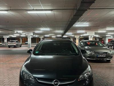 Gebraucht Opel Astra 136 PS (100 kW) 2015 Schwarz Kombi