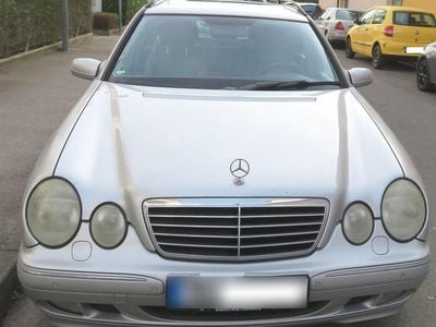 Usata Mercedes E430 279 CV (205 kW) 2002 Argento Berlina