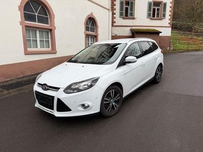 Gebraucht Ford Focus Titanium 150 PS (110 kW) 2013 Weiß Limousine
