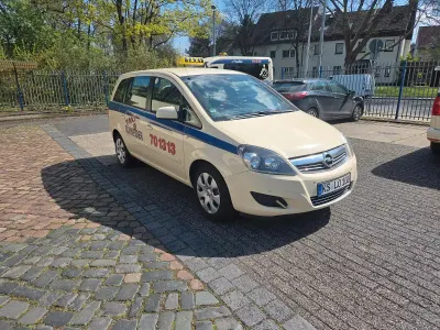 Gebraucht Opel Zafira 150 PS (110 kW) 2014 Andere farben Van / Kleinbus