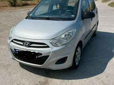 Gebraucht Hyundai i10 86 PS (63 kW) 2011 Grau Kleinwagen