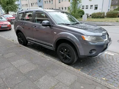 Gebraucht Mitsubishi Outlander 177 PS (130 kW) 2009 Grau SUV