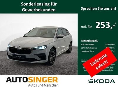 Weiß Gebraucht 2022 Skoda Scala Tour Kleinwagen | 29.890 €