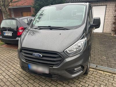 Gebraucht Ford Transit 131 PS (96 kW) 2018 Grau Van / Kleinbus