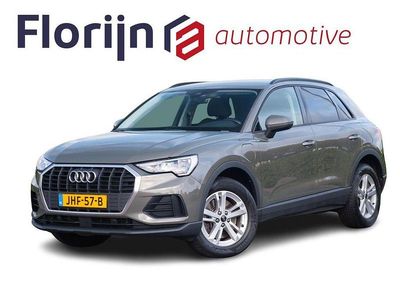 Grau Gebraucht 2022 Audi Q3 Sport SUV | 23.900 € (Etwas zu teuer)