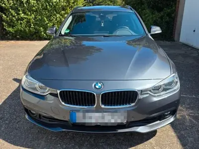 Gebraucht BMW 330 Advantage 252 PS (185 kW) 2018 Grau Kombi