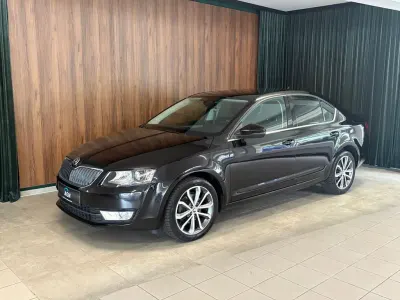 Gebraucht Skoda Octavia 150 PS (110 kW) 2015 Schwarz Kombi