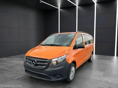 Gebraucht Mercedes Vito 163 PS (119 kW) 2015 Orange Van