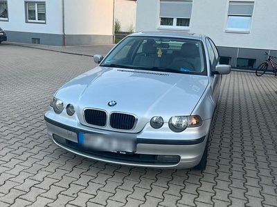 BMW 318 Compact