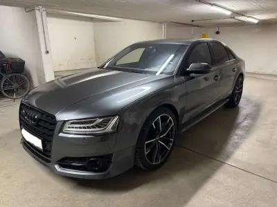 Brugt Audi S8 plus 605 HK (444 kW) 2015 Grå Sedan