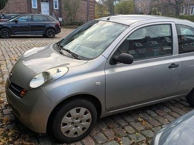 Gebraucht Nissan Micra 65 PS (47 kW) 2003 Silber Kleinwagen