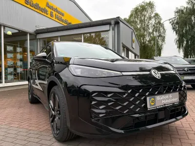 Gebraucht VW T-Roc R-line 150 PS (110 kW) 2026 Schwarz SUV