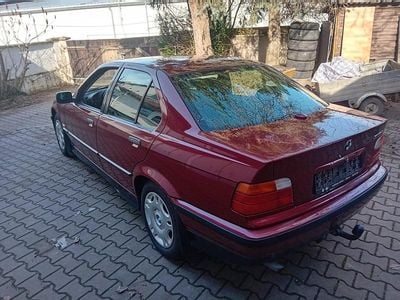 Gebraucht BMW 316 102 PS (75 kW) 1996 Rot Limousine