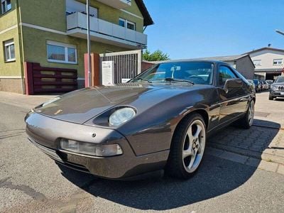 Usata Porsche 928 320 CV (235 kW) 1989 Grigio Coupé