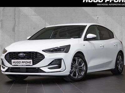 Weiß Gebraucht 2024 Ford Focus ST-Line X Limousine | 23.950 € (Fairer Preis)