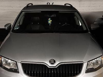 Gebraucht Skoda Octavia Active 110 PS (80 kW) 2016 Silber Kleinwagen