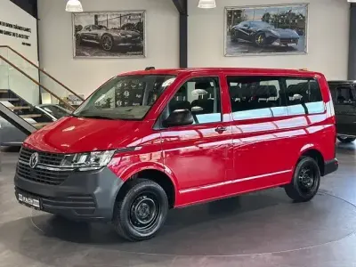 Gebraucht VW Transporter S 155 PS (114 kW) 2022 Rot Van