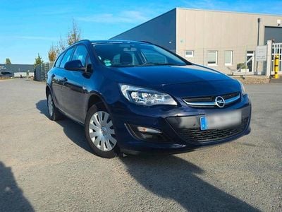 Blau Gebraucht 2015 Opel Astra Sport Kombi | 6.600 €