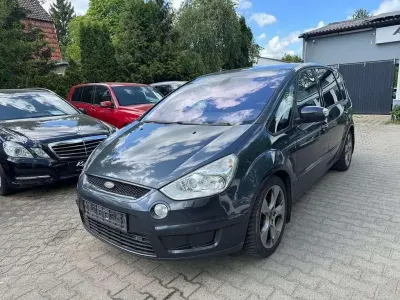 Używany Ford S-MAX Titanium 175 KM (128 kW) 2008 Szary Minivan