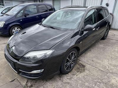 Perlmuttschwarz Gebraucht 2012 Renault Laguna III Bose Edition Kombi | 6.999 € (Etwas zu teuer)