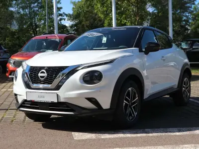 Neu Nissan Juke N-Connecta 143 PS (105 kW) 2025 Pearl white SUV