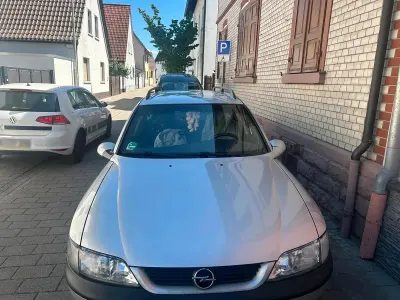 Usata Opel Vectra 2001 Argento Station wagon