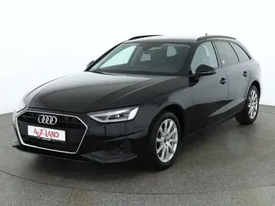 Używany Audi A4 Sport 150 KM (110 kW) 2022 Czarny Kombi