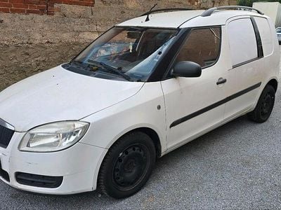 Gebraucht 2010 Skoda Roomster Van / Kleinbus | 1.000 €