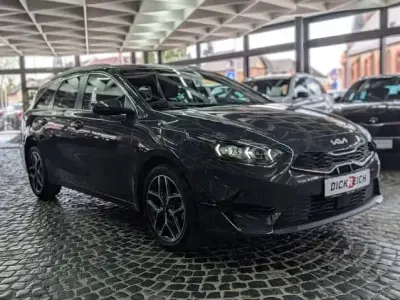 Gebraucht Kia Ceed Style 140 PS (102 kW) 2026 Grau Kleinwagen