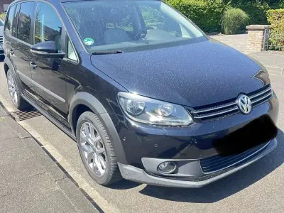 Gebraucht VW Touran Cross 177 PS (130 kW) 2014 Schwarz Van / Kleinbus