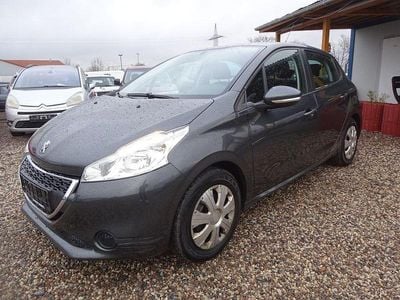 Gebraucht Peugeot 208 Active 68 PS (50 kW) 2013 Grau Kleinwagen
