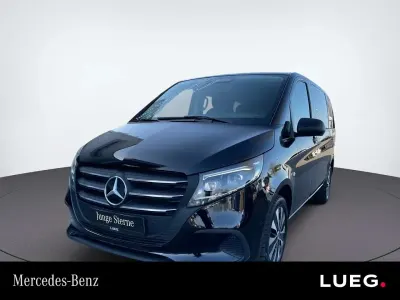 Gebraucht Mercedes Vito 190 PS (139 kW) 2024 Obsidianschwarz metallic Van