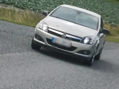 Gebraucht Opel Astra GTC 125 PS (91 kW) 2026 Silber Coupé