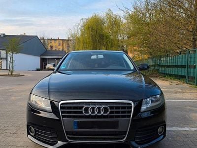 Używany Audi A4 Attraction 190 KM (139 kW) 2011 Czarny Sedan/Limuzyna