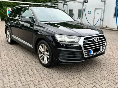 Używany Audi Q7 S-Line 272 KM (200 kW) 2016 Czarny SUV