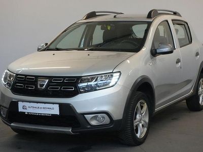 Gebraucht Dacia Sandero Prestige 90 PS (66 kW) 2017 Silber Limousine