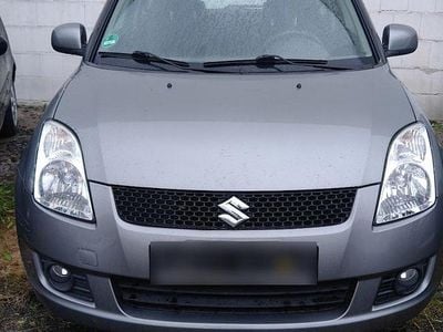Begagnad Suzuki Swift 102 HK (75 kW) 2007 Grå Halvkombi