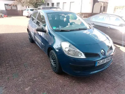 Occasion Renault Clio III 75 ch (55 kW) 2005 Bleue Citadine