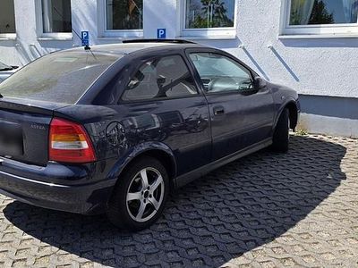 Second-hand Opel Astra 107 CP (78 kW) 2000 Albastru Coupe