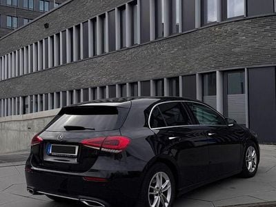 Gebraucht Mercedes A200 Edition 1 150 PS (110 kW) 2019 Schwarz Limousine