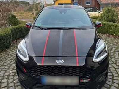 Gebraucht Ford Fiesta 140 PS (102 kW) 2019 Schwarz Kleinwagen