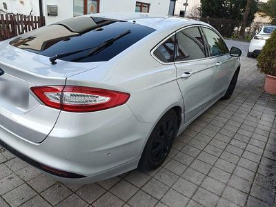 Gebraucht Ford Mondeo Titanium 160 PS (117 kW) 2019 Grau Limousine