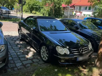 Gebraucht Mercedes CLK200 185 PS (136 kW) 2007 Schwarz Cabrio