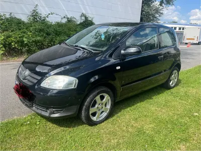 Gebraucht VW Fox 75 PS (55 kW) 2007 Schwarz Kleinwagen