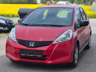 Usata Honda Jazz Comfort 99 CV (72 kW) 2009 Rosso Utilitaria