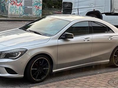 Mercedes CLA200