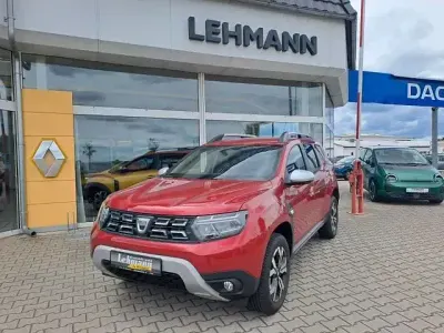 Gebraucht Dacia Duster Prestige 150 PS (110 kW) 2022 Rot SUV