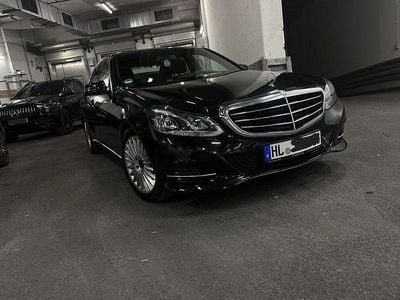 Schwarz Gebraucht 2013 Mercedes E200 Limousine | 12.600 € (Guter Preis)