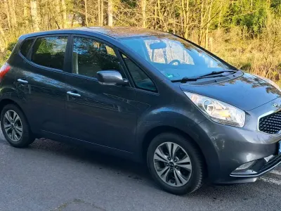 Gebraucht Kia Venga 128 PS (94 kW) 2016 Grau Kleinwagen