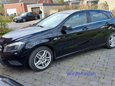 gebraucht Mercedes A250 Urban AHK +Winterräder 7G-DCT schwarz-met.